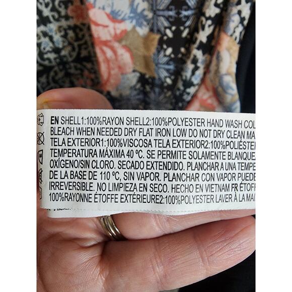 Forever 21 Black Trim Floral Kimono, Medium - Picture 5 of 5